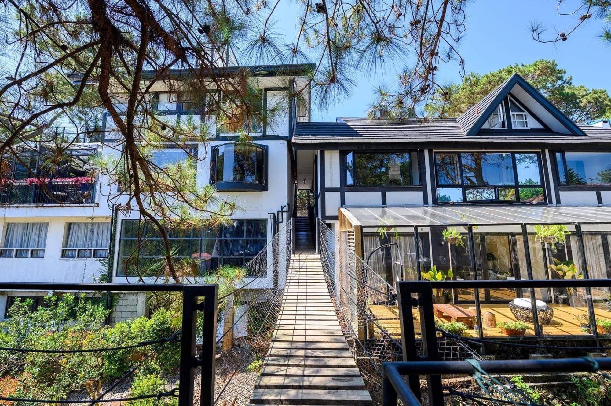 Вілла Tudor In The Pines Baguio City Екстер'єр фото