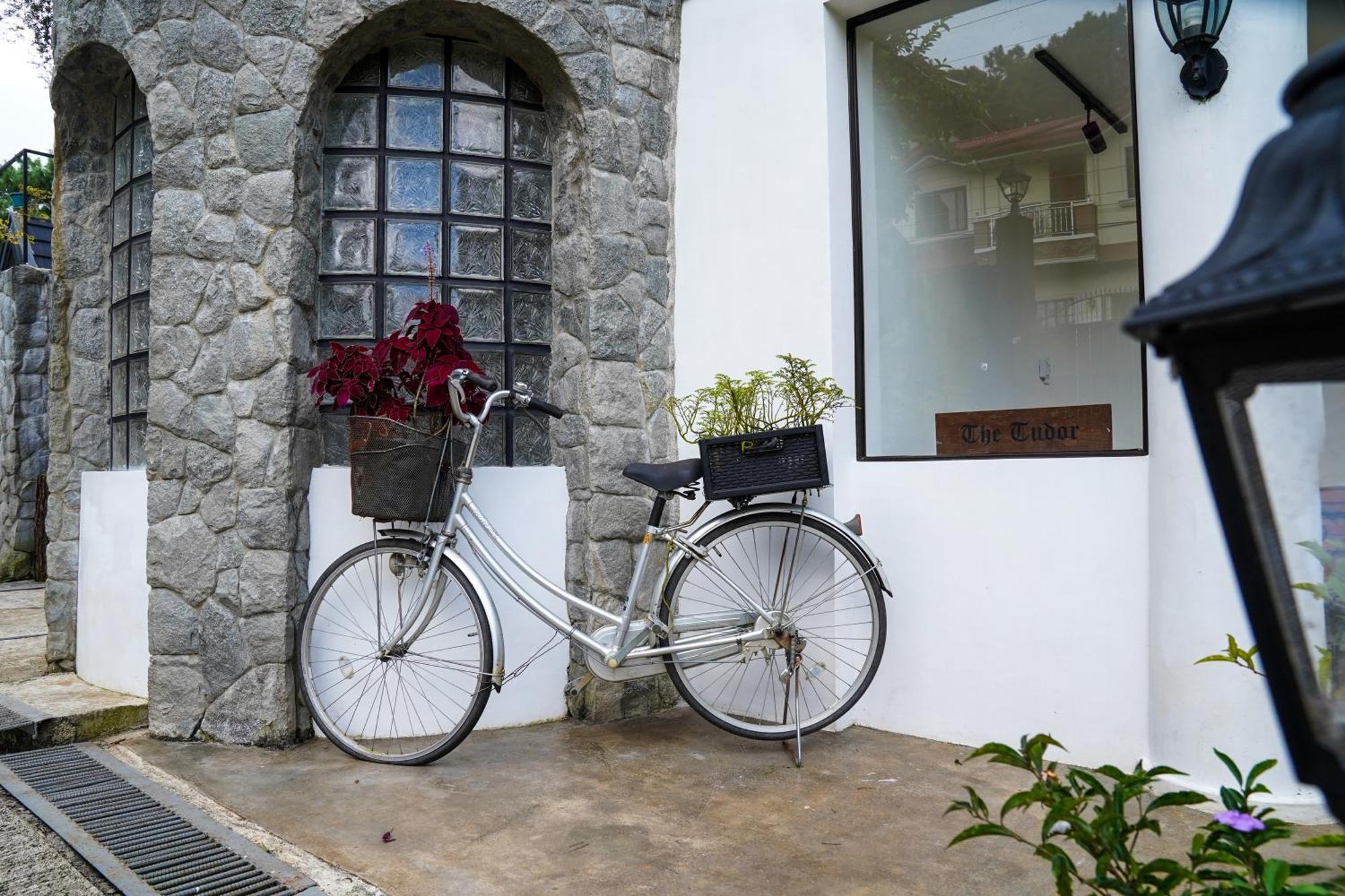 Вілла Tudor In The Pines Baguio City Екстер'єр фото